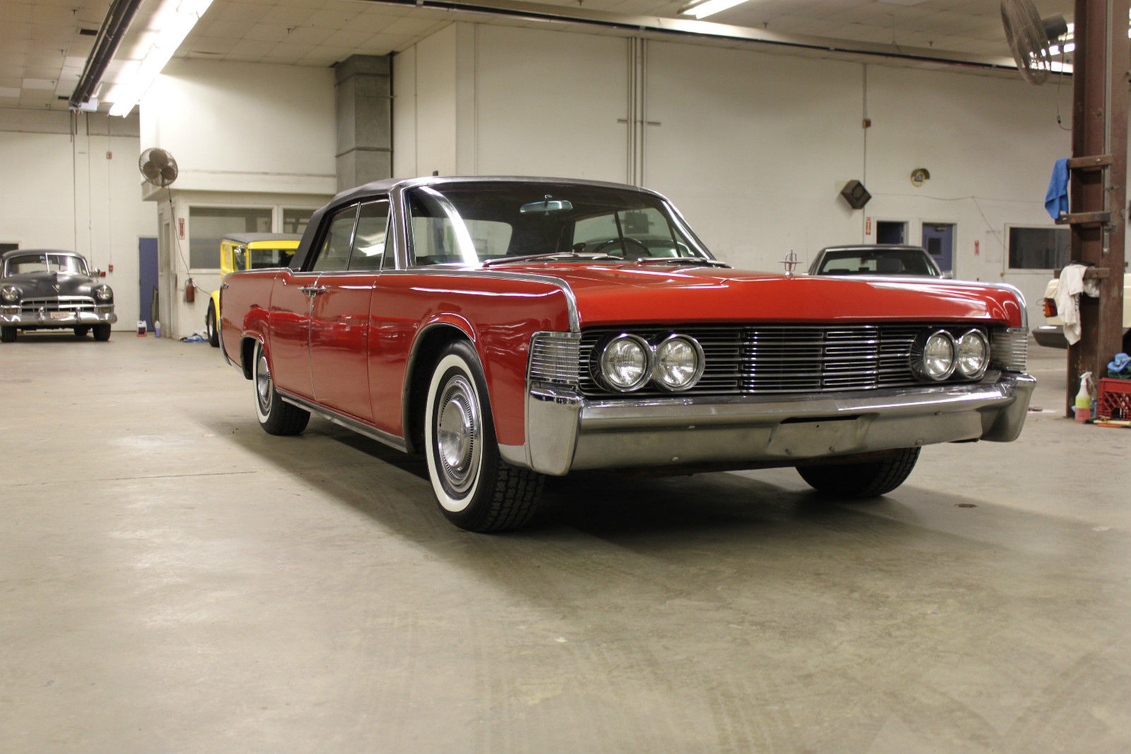 1965 Lincoln Continental Convertible