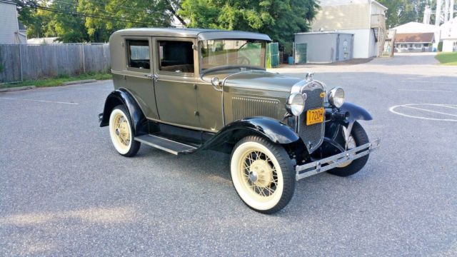 Ford model a 1930 sedan