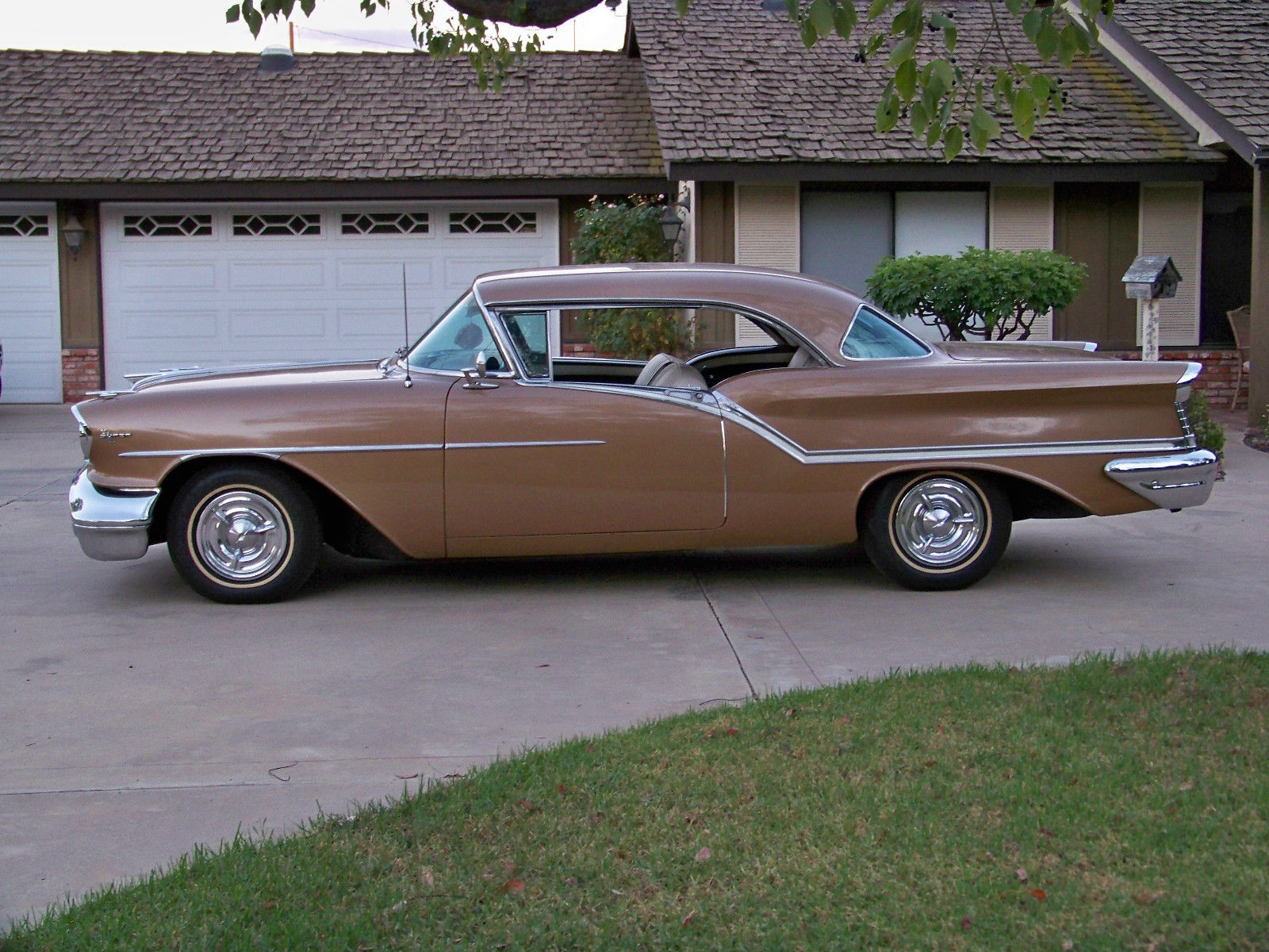 Oldsmobile f 88