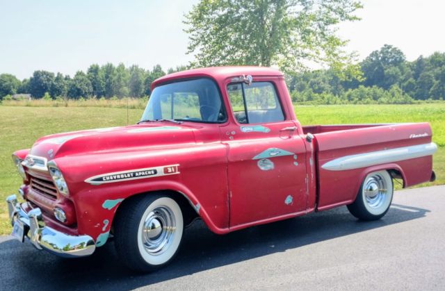 Chevrolet Apache Fleetside пикап