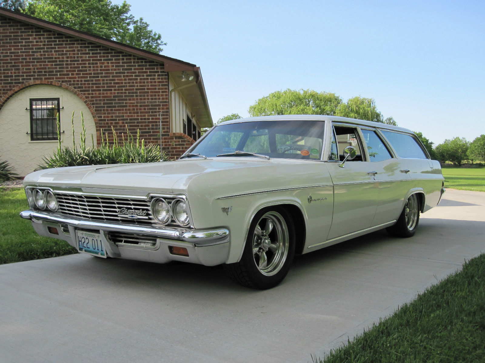 1966 Chevrolet Impala for sale in Belton, Missouri, United States.