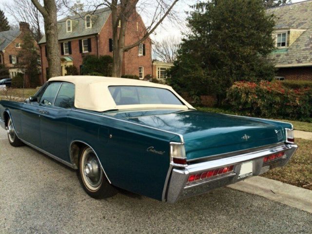 Lincoln Continental 1966 Convertible