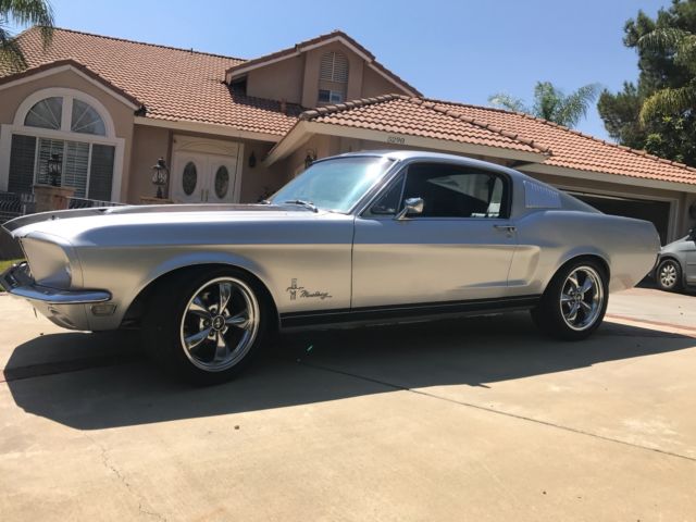 1968 Ford Mustang Fastback 302 V8 Engine Deluxe Interior Gt