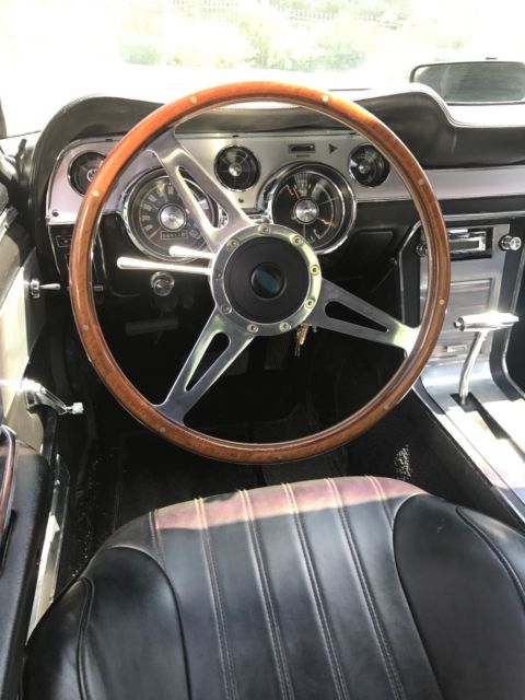 1968 Ford Mustang Fastback 302 V8 Engine Deluxe Interior Gt