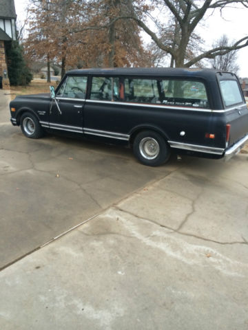 1970 Chevy Suburban 3 Door