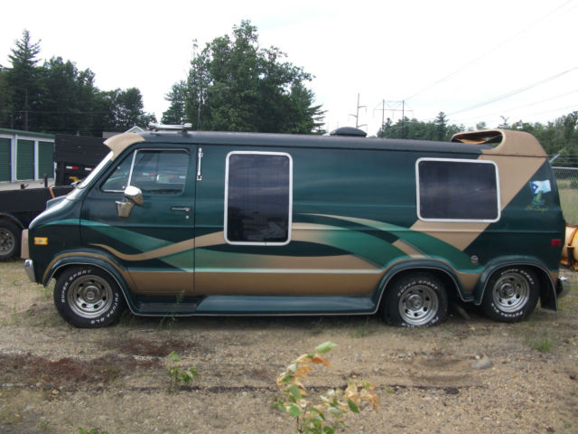 custom 6 wheel vans