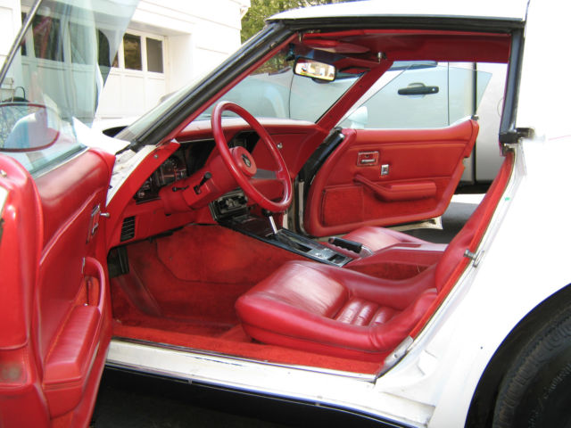 1979 White Corvette With Red Leather Interior T Top 2door Coupe