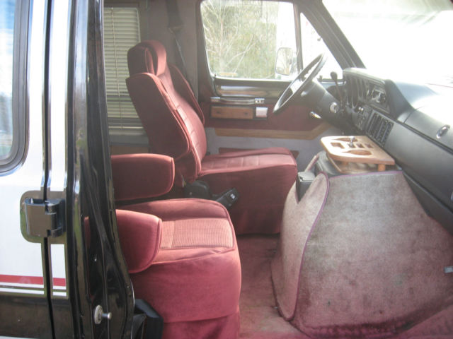 1989 Dodge Ram Van B150 Conversion Van