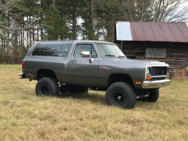 Dodge Ramcharger 1990