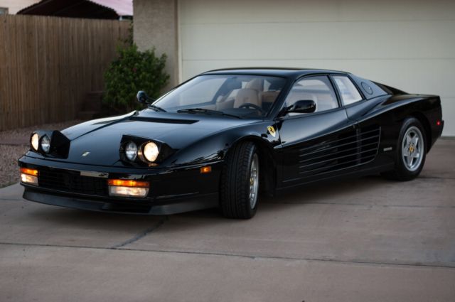 Ferrari Testarossa Black