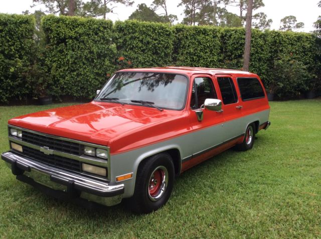 1985 Chevrolet Suburban Silverado