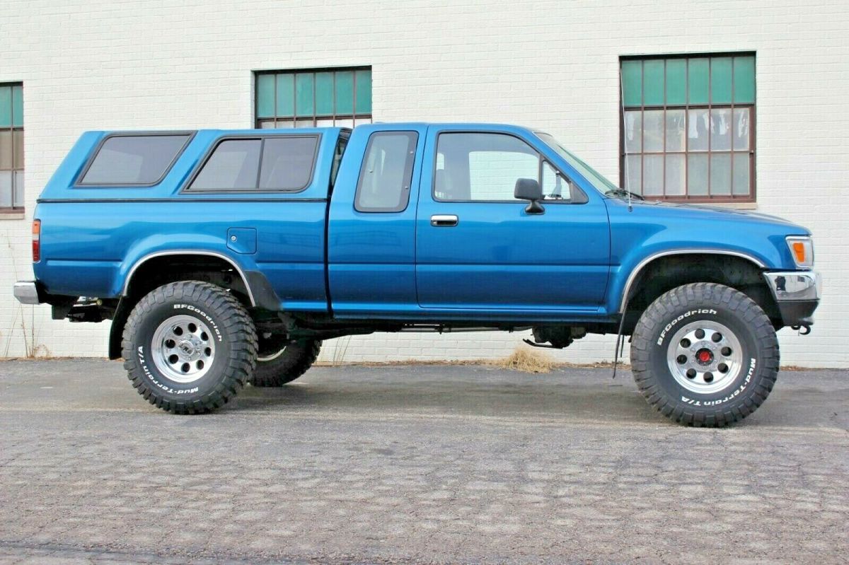 1994 Toyota Pickup Truck 4X4 3.0L V6 Extended Cab Lifted 1994 Toyota Pickup 4x4 Stock Tire Size