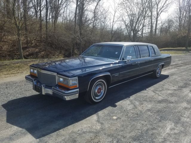 Cadillac Fleetwood 1980 Р»РёРјСѓР·РёРЅ