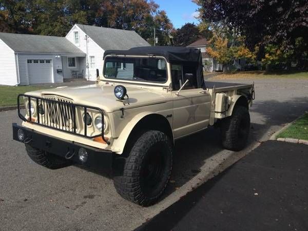 Jeep Pickup Military