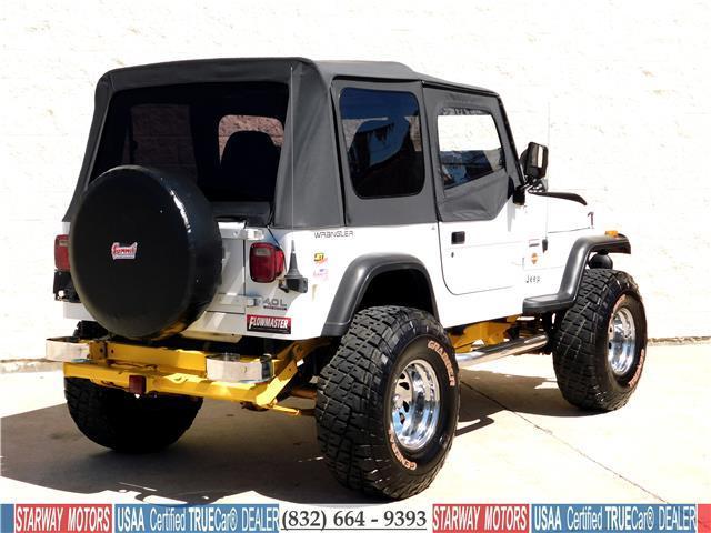 YJ Jeep Wrangler Lifted - CarFax - Texas OWner - New Top ...