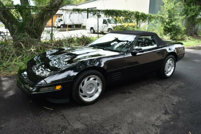 Black 1992 Chevrolet Corvette Convertible with Black interior
