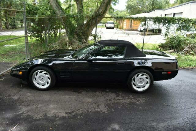 Black 1992 Chevrolet Corvette Convertible with Black interior