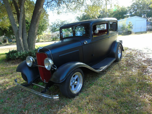 black 1932 Ford Other