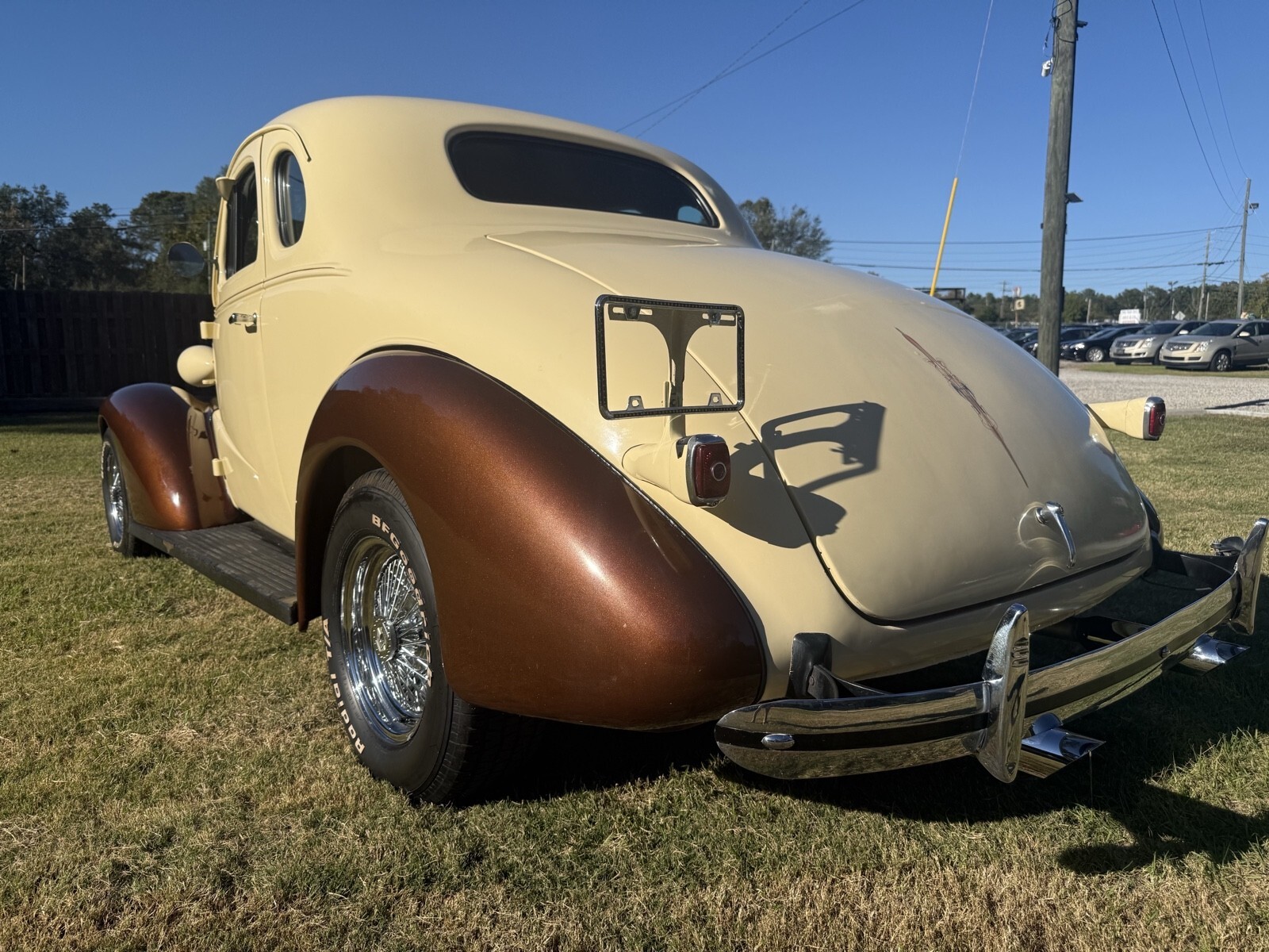 Brown 1937 Chevrolet Classic