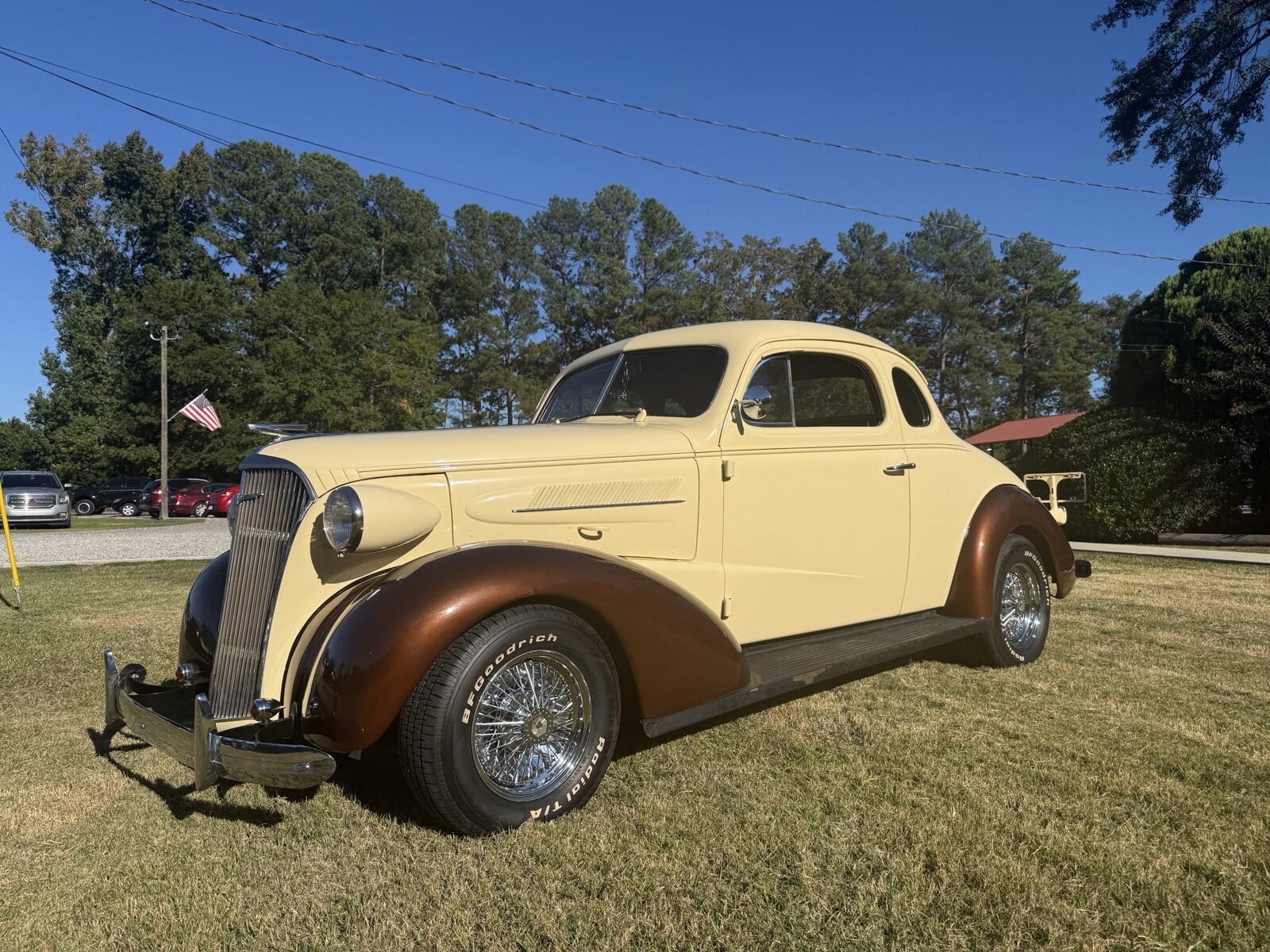 Brown 1937 Chevrolet Classic