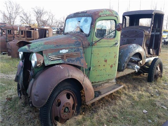 Green 1938 Chevrolet 1 1/2 Ton Truck -- with -- interior