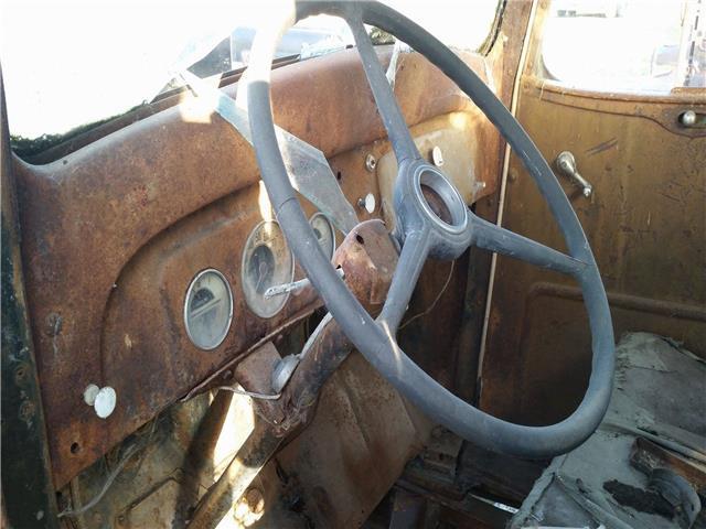 Green 1938 Chevrolet 1 1/2 Ton Truck -- with -- interior