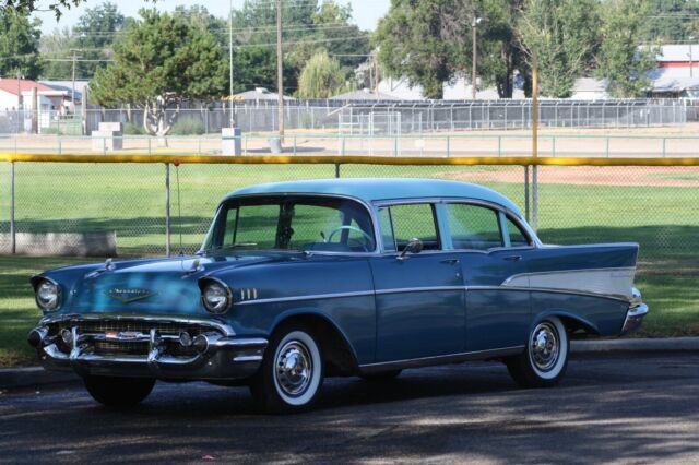 1957 Chevrolet Bel Air/150/210