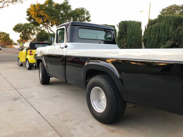 1959 Ford F-100