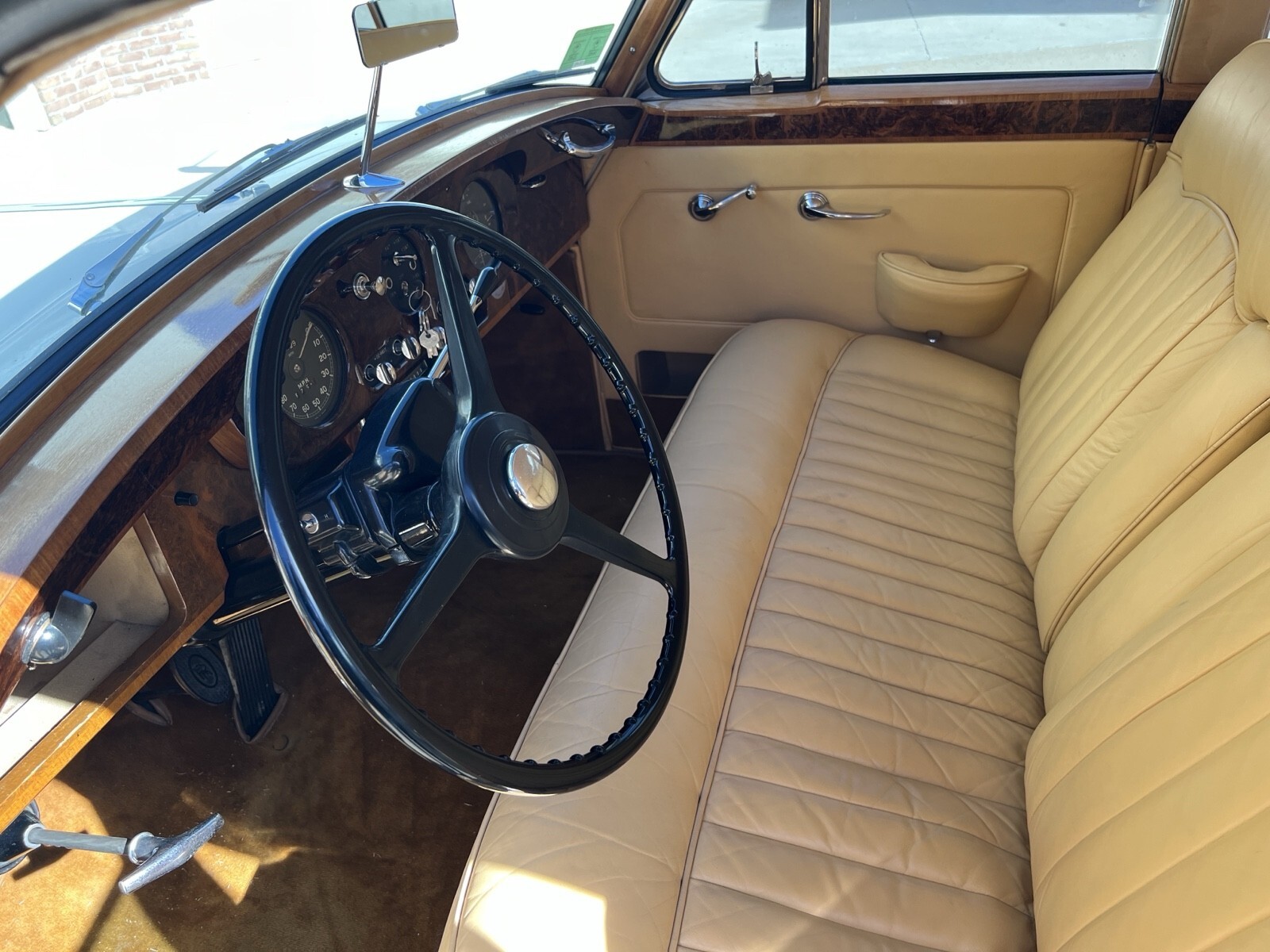 Black 1959 Rolls-Royce Silver Cloud Sedan