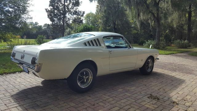 1966 Ford Mustang Fastback