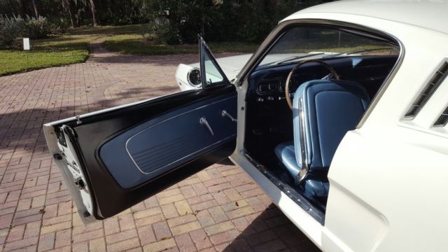 1966 Ford Mustang Fastback