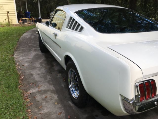 1966 Ford Mustang Fastback