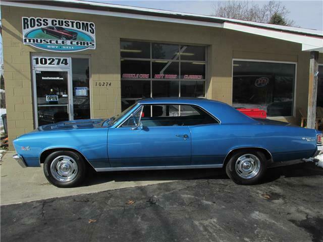 Blue 1967 Chevrolet Chevelle Coupe with Blue interior
