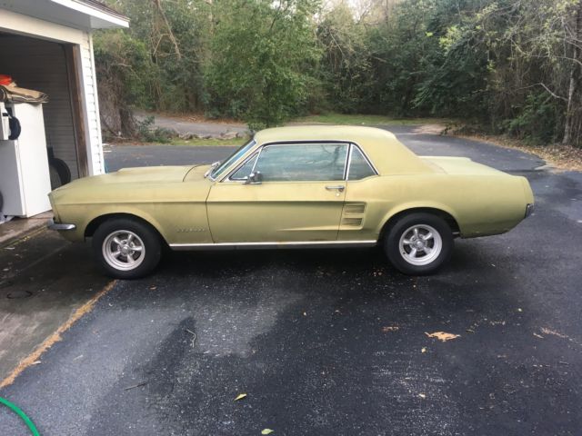 Lime Gold Paint, Ford #2041-A 1967 Ford Mustang Coupe with White interior