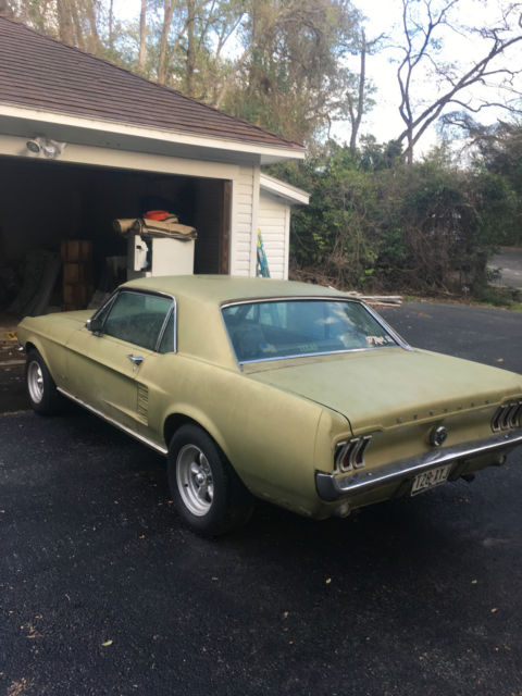 Lime Gold Paint, Ford #2041-A 1967 Ford Mustang Coupe with White interior