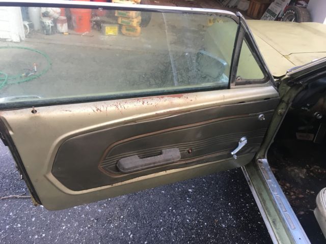 Lime Gold Paint, Ford #2041-A 1967 Ford Mustang Coupe with White interior