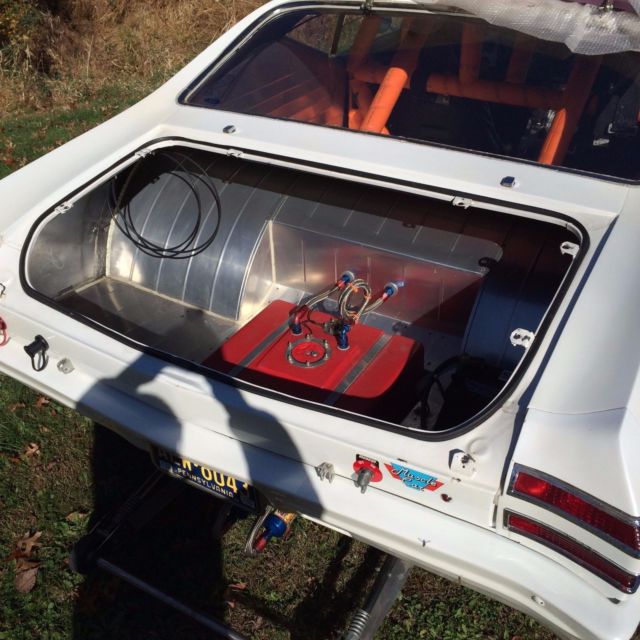 White 1968 Chevrolet Chevelle Coupe with Black interior