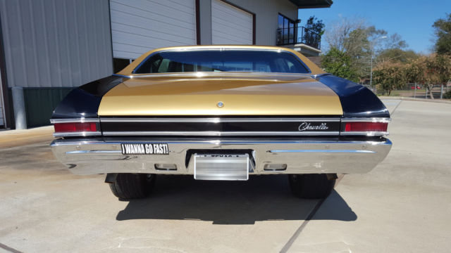 Black & Gold 1968 Chevrolet Chevelle Coupe with Black interior