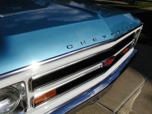 Blue 1968 Chevrolet C-10 Pickup with Blue interior