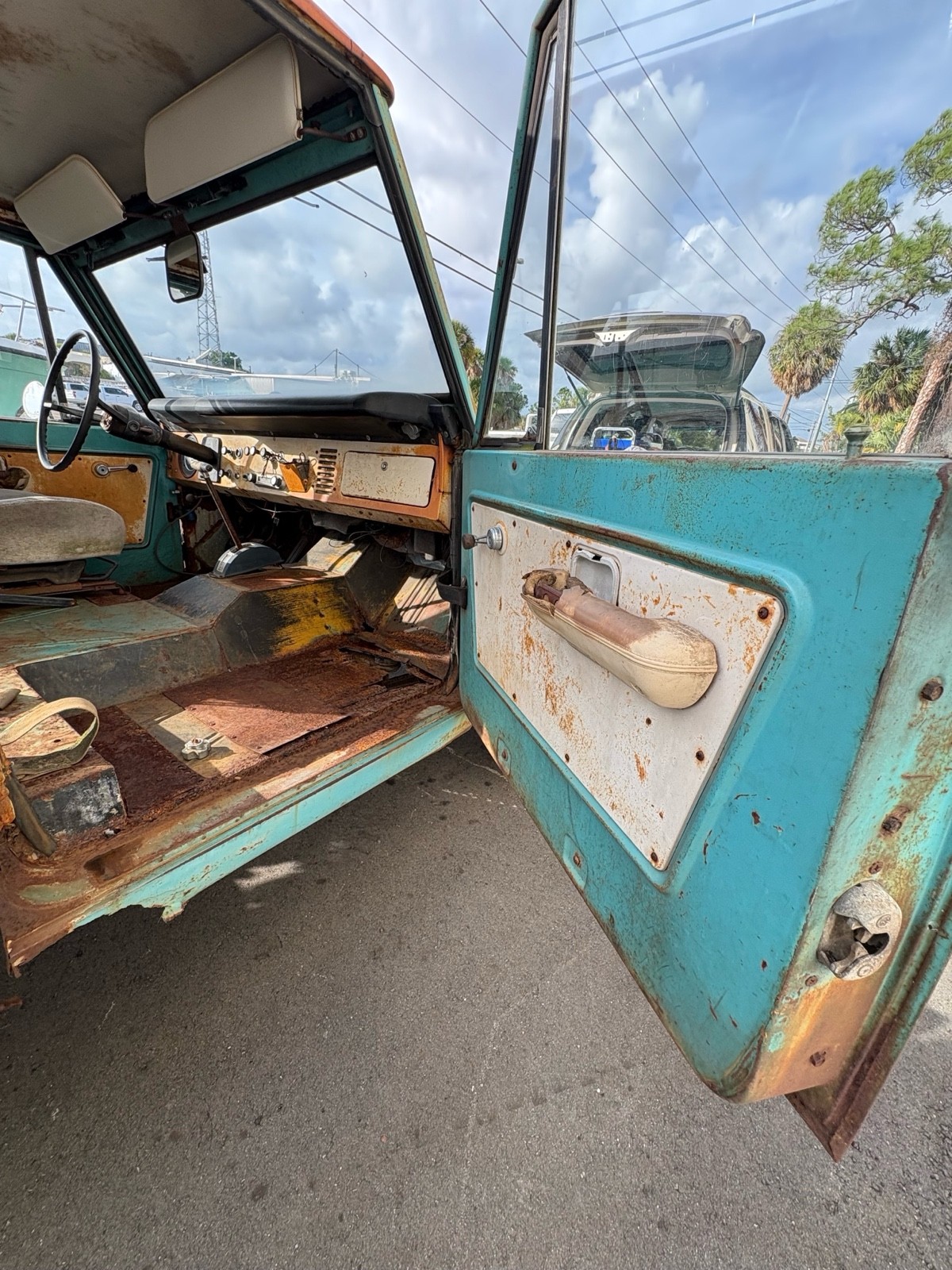 Blue 1968 Ford Bronco SUV with Blue interior