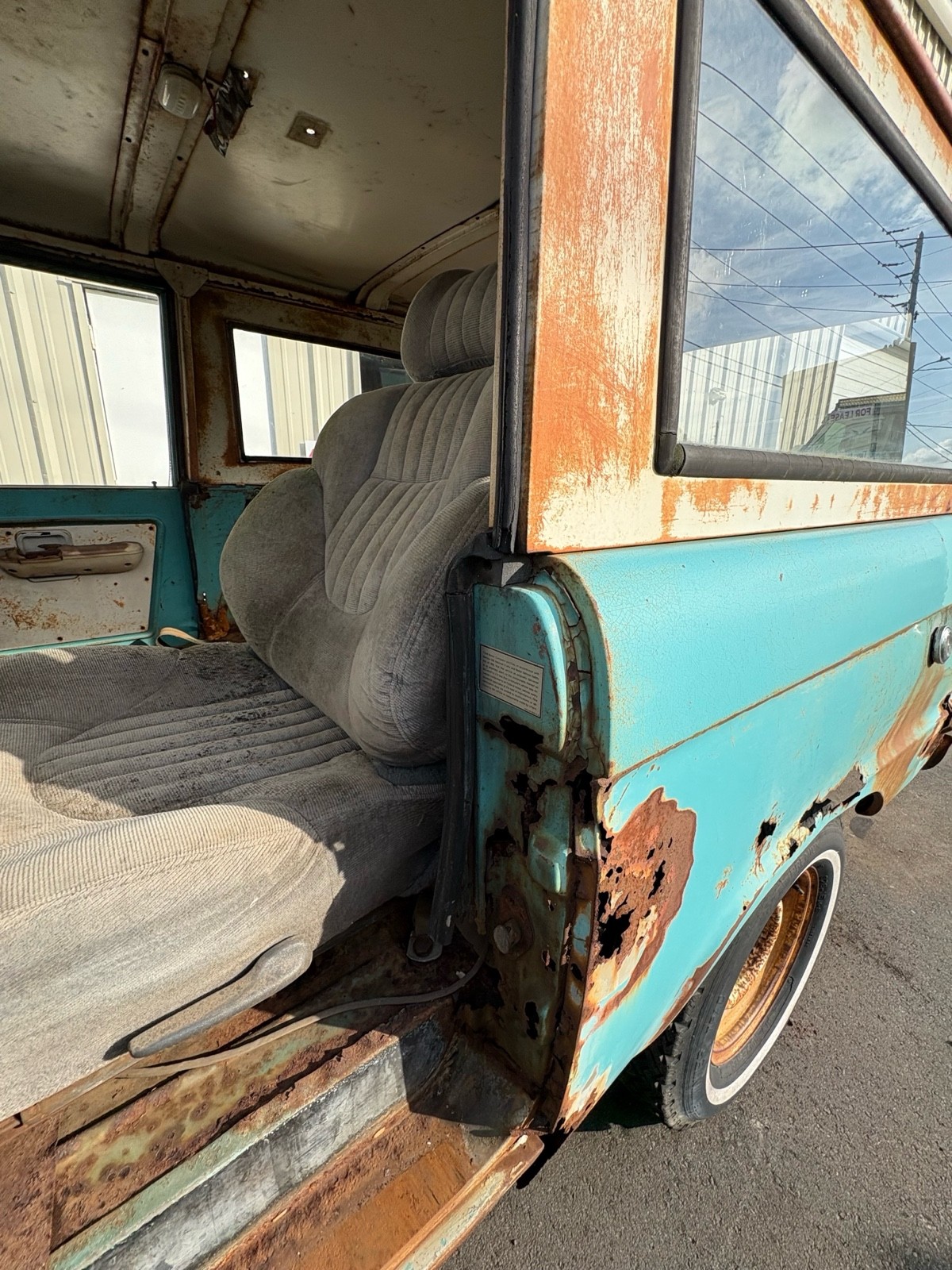 Blue 1968 Ford Bronco SUV with Blue interior