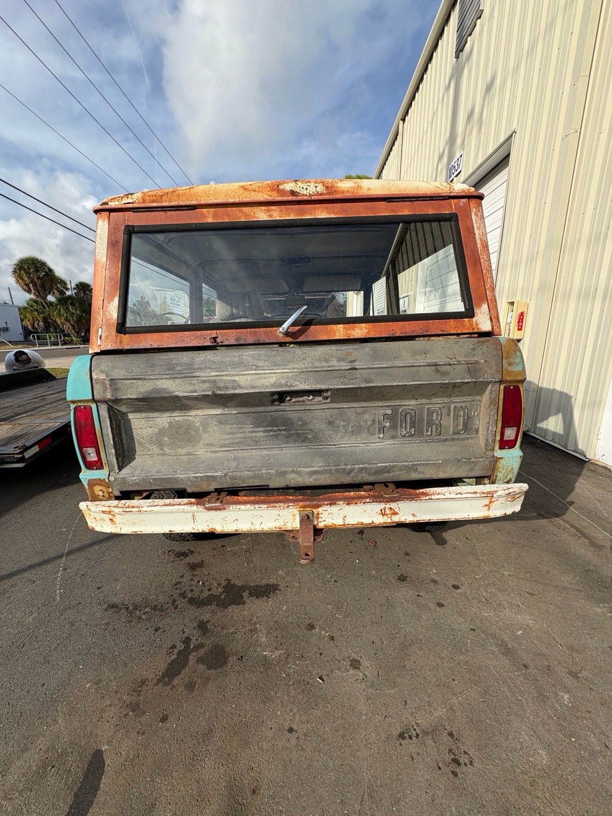 Blue 1968 Ford Bronco SUV with Blue interior