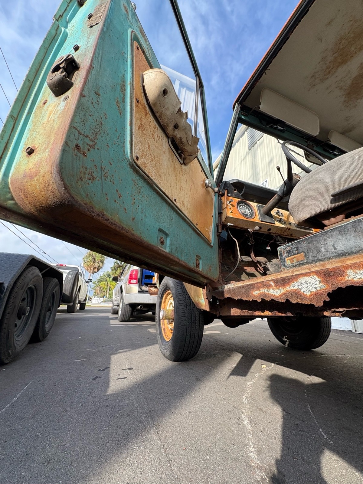 Blue 1968 Ford Bronco SUV with Blue interior
