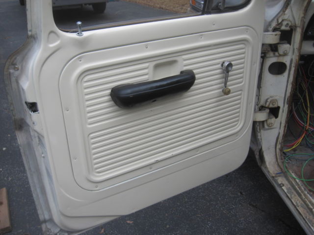 1968 Ford F-100 Standard Cab Pickup with Tan interior