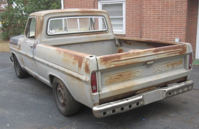 1968 Ford F-100 Standard Cab Pickup with Tan interior