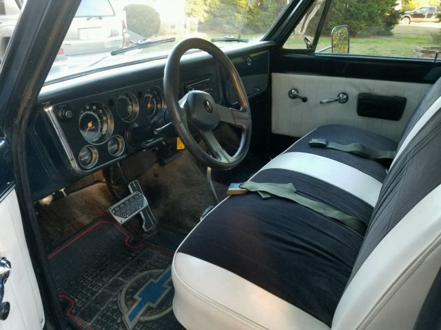 Blue 1969 Chevrolet C-10 Standard Cab Pickup