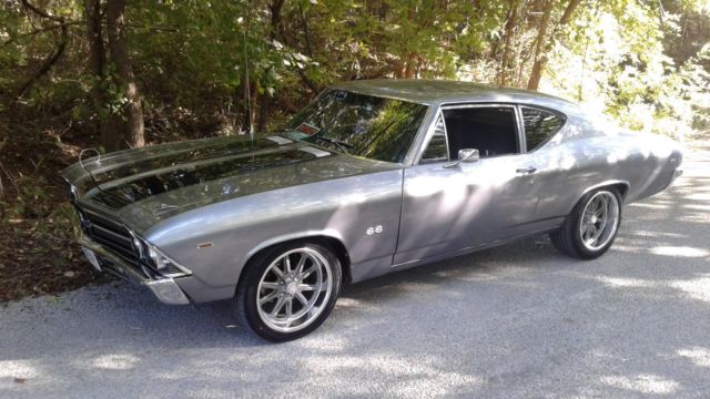 Silver 1969 Chevrolet Chevelle Coupe with Black interior