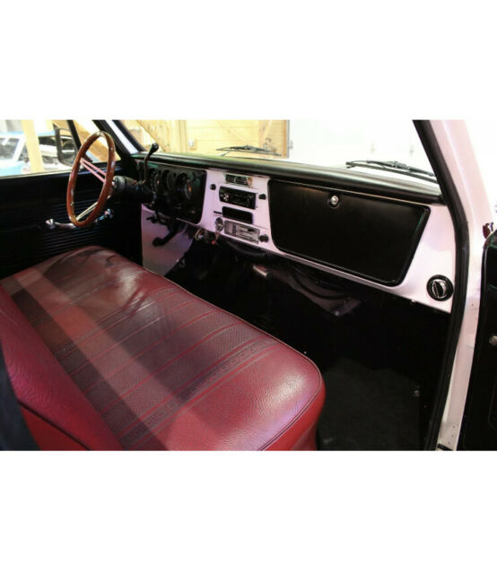 White 1969 Chevrolet C-10 Standard Cab Pickup