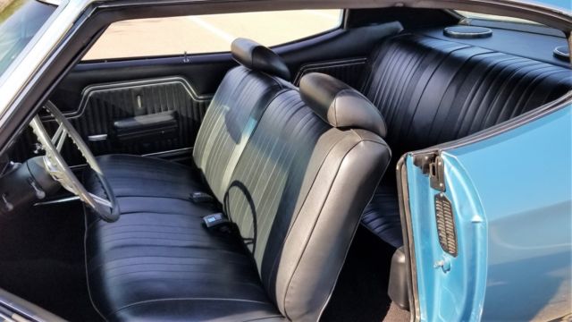 Blue 1970 Chevrolet Chevelle Coupe with Black interior