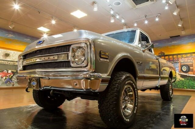 Gray 1970 Chevrolet Other Pickups Pickup Truck with Black interior